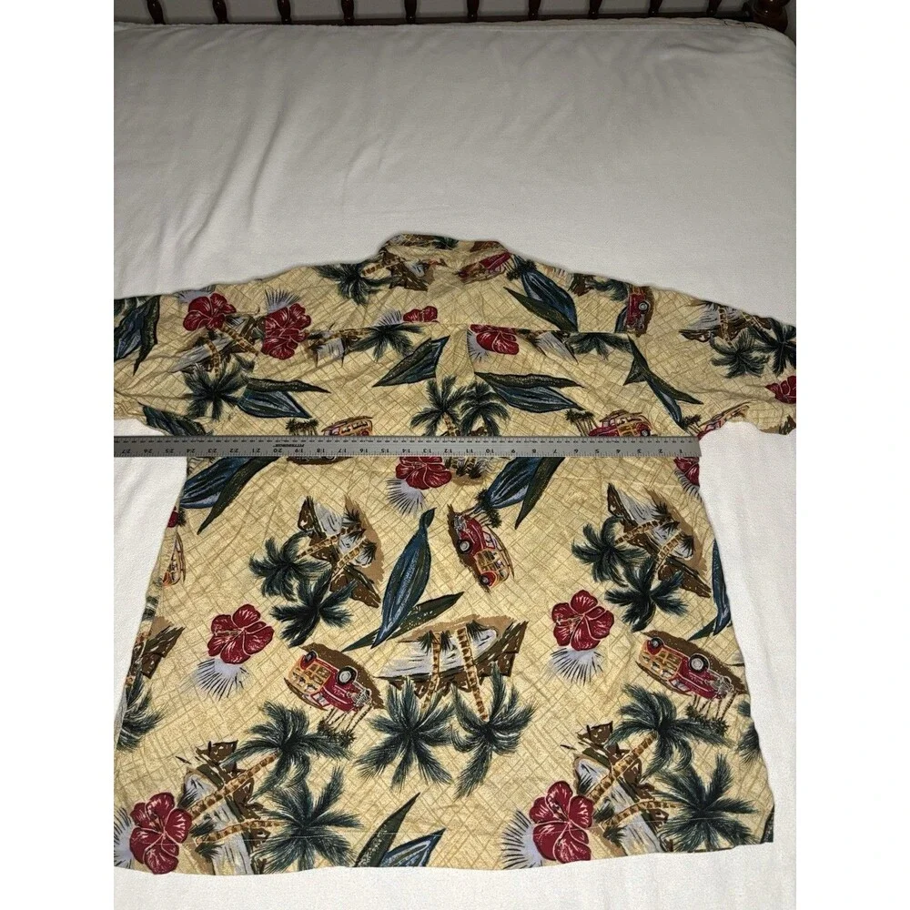 Chereskin Button Down Shirt Mens XL Tan Excellent Tropical Woody Car Rayon Aloha